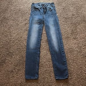 women’s straight legged jeans